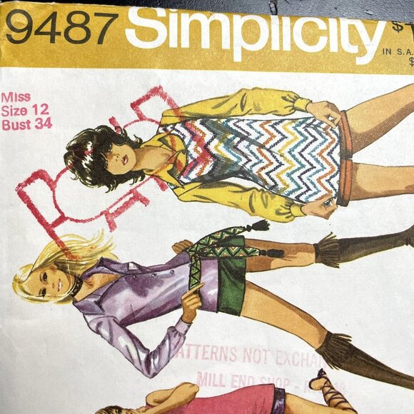 Vtg 1970s Simplicity Sewing Pattern 9487 Shorts Blouse Retro  Size 12 Bust 34 u - Picture 2 of 5
